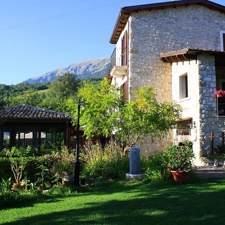 Locanda Del Barone Caramanico Terme Bagian luar foto