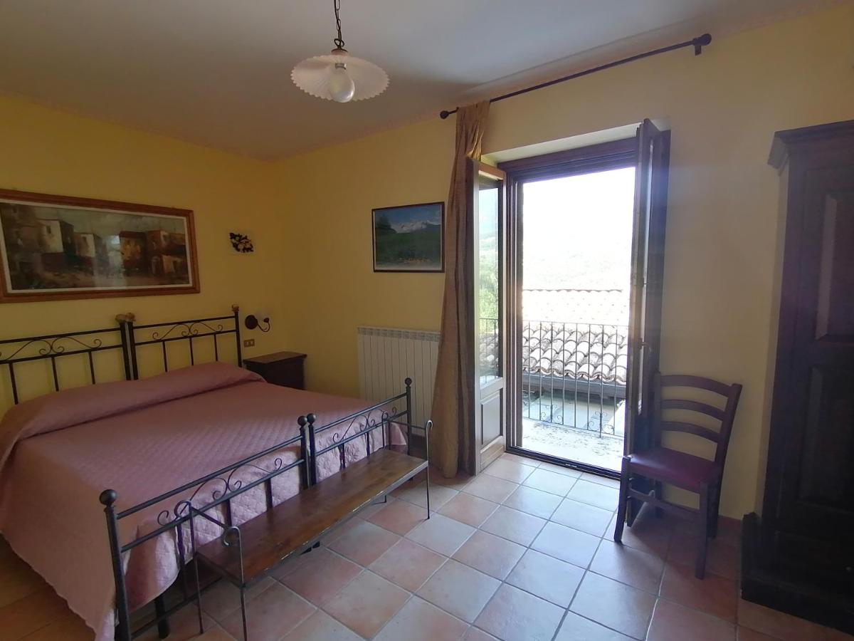 Locanda Del Barone Caramanico Terme Bagian luar foto