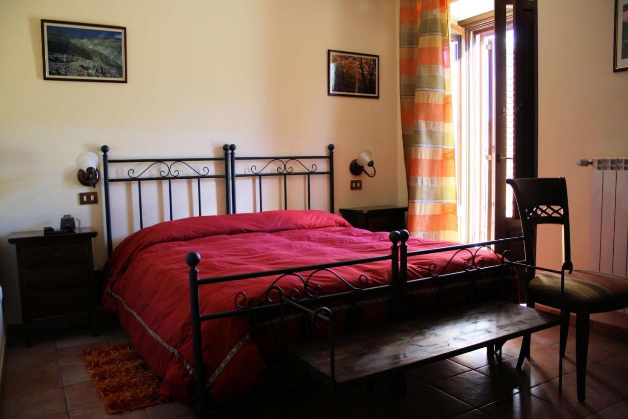 Locanda Del Barone Caramanico Terme Ruang foto